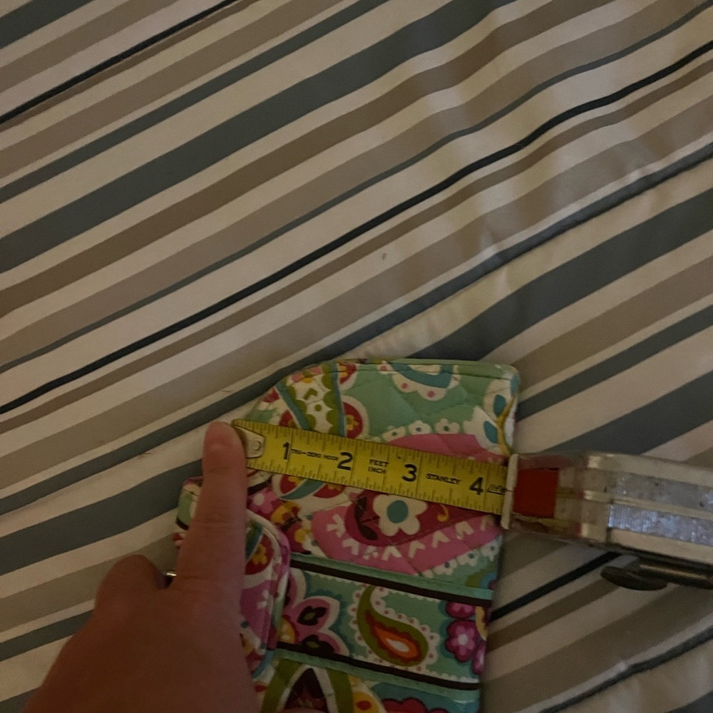 Vera Bradley tutti-frutti kiss and snap clutch wallet - Picture 7 of 8